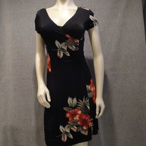 Karen Kane black floral dress size petite